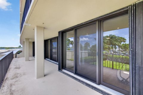 Copropriété à louer à North Palm Beach, Floride: 2 chambres, 115.57 m2 № 2153642 - photo 4
