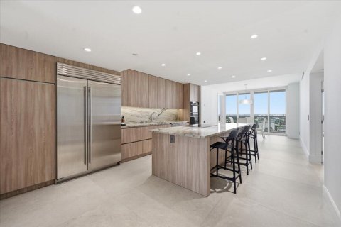 Condo in Fort Lauderdale, Florida, 3 bedrooms № 2146911