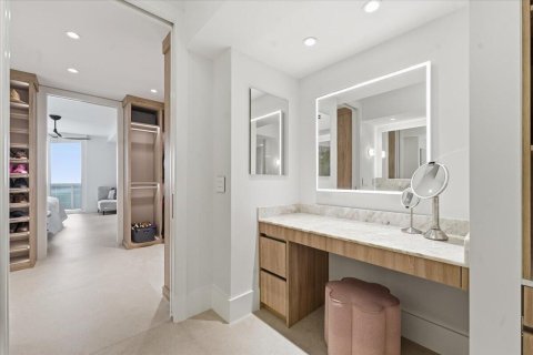 Condo in Fort Lauderdale, Florida, 3 bedrooms  № 2146911 - photo 16