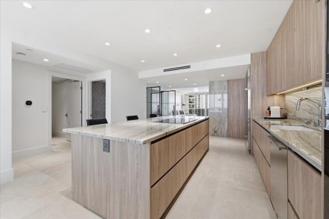 Condo in Fort Lauderdale, Florida, 3 bedrooms  № 2146911 - photo 5
