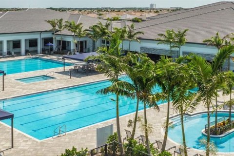 House in Port St. Lucie, Florida 3 bedrooms, 148.55 sq.m. № 2003110