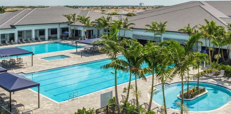 House in Port St. Lucie, Florida 3 bedrooms, 148.55 sq.m. № 2003110