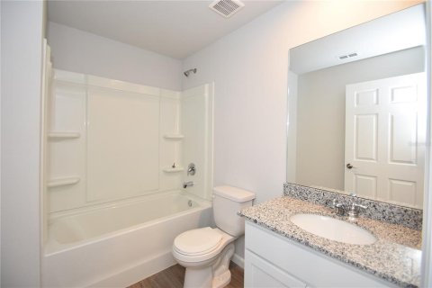 Casa en alquiler en Palm Coast, Florida, 4 dormitorios, 140.93 m2 № 1905985 - foto 18