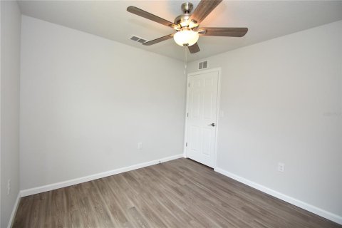 Casa en alquiler en Palm Coast, Florida, 4 dormitorios, 140.93 m2 № 1905985 - foto 16