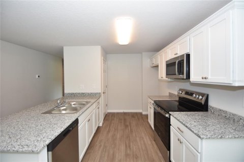 Casa en alquiler en Palm Coast, Florida, 4 dormitorios, 140.93 m2 № 1905985 - foto 5