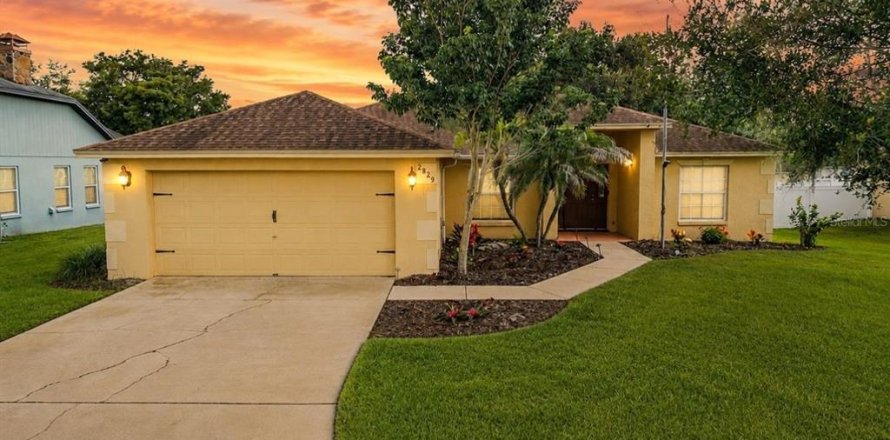 Villa ou maison à Lakeland, Floride 3 chambres, 148.09 m2 № 2334214