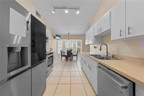 Villa ou maison à vendre à Lakeland, Floride: 3 chambres, 148.09 m2 № 2334214 - photo 16
