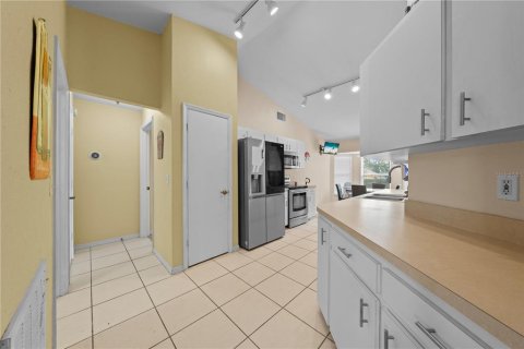Villa ou maison à vendre à Lakeland, Floride: 3 chambres, 148.09 m2 № 2334214 - photo 18