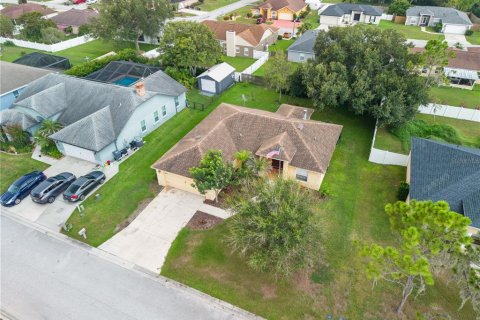 Villa ou maison à vendre à Lakeland, Floride: 3 chambres, 148.09 m2 № 2334214 - photo 28