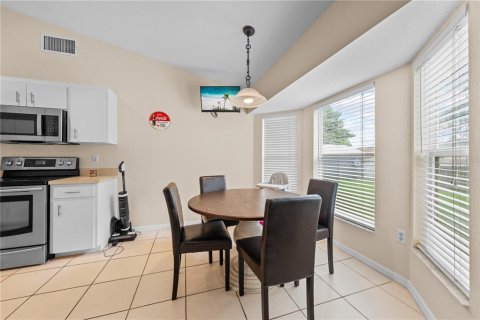 Villa ou maison à vendre à Lakeland, Floride: 3 chambres, 148.09 m2 № 2334214 - photo 13