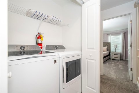 Adosado en venta en Kissimmee, Florida, 4 dormitorios, 176.7 m2 № 2239848 - foto 29
