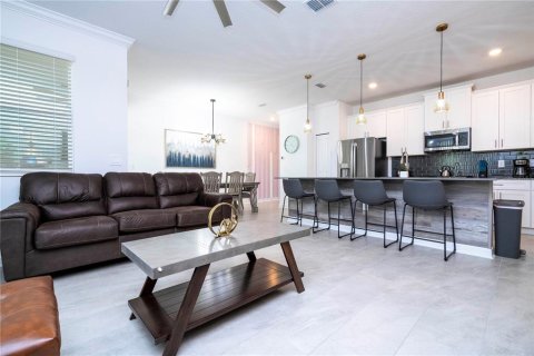 Adosado en venta en Kissimmee, Florida, 4 dormitorios, 176.7 m2 № 2239848 - foto 12