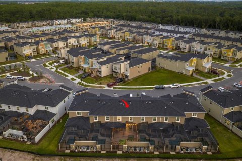 Adosado en venta en Kissimmee, Florida, 4 dormitorios, 176.7 m2 № 2239848 - foto 4