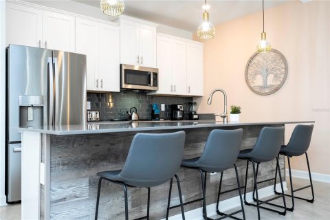 Adosado en venta en Kissimmee, Florida, 4 dormitorios, 176.7 m2 № 2239848 - foto 14