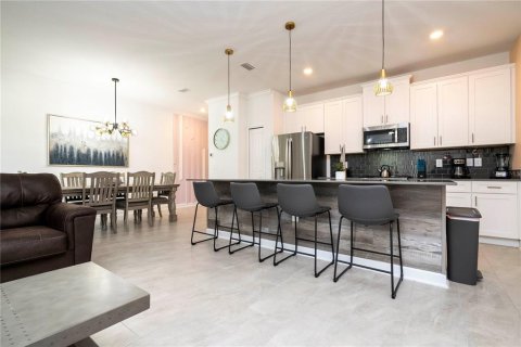 Adosado en venta en Kissimmee, Florida, 4 dormitorios, 176.7 m2 № 2239848 - foto 15