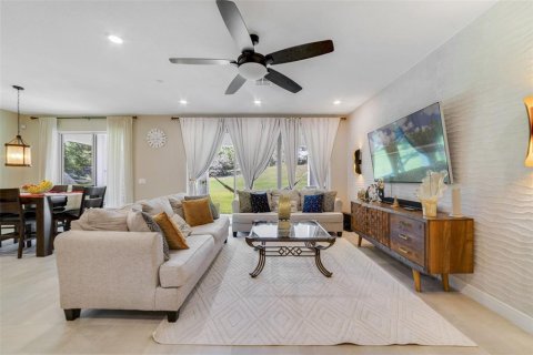 Villa ou maison à vendre à Oakland, Floride: 5 chambres, 327.76 m2 № 2139961 - photo 3