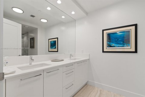 Copropriété à vendre à Fort Lauderdale, Floride: 3 chambres, 203.55 m2 № 1955634 - photo 16