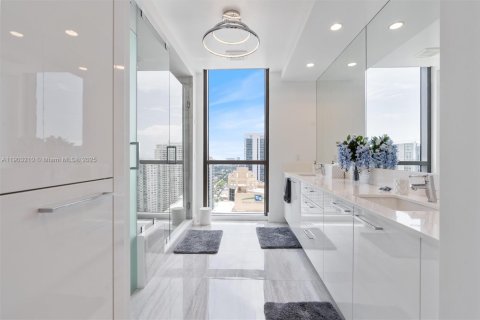 Copropriété à vendre à Fort Lauderdale, Floride: 3 chambres, 203.55 m2 № 1955634 - photo 14