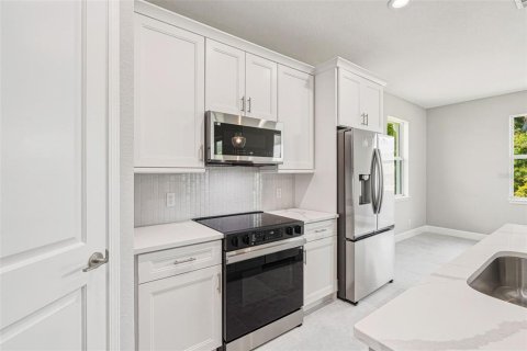 House in Rotonda, Florida 3 bedrooms, 162.76 sq.m. № 2099389 - photo 14