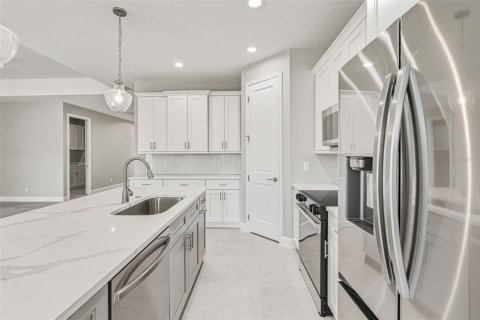 House in Rotonda, Florida 3 bedrooms, 162.76 sq.m. № 2099389 - photo 11