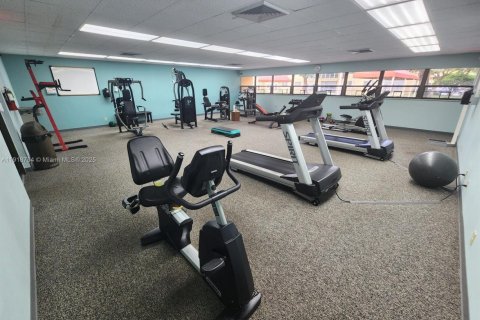 Condo in Tamarac, Florida, 1 bedroom  № 1972117 - photo 20