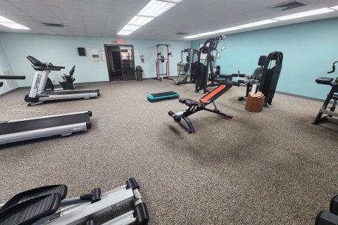 Condo in Tamarac, Florida, 1 bedroom  № 1972117 - photo 21