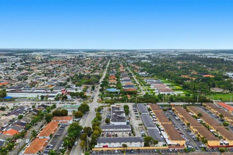 Купить коммерческую недвижимость в Хайалиа, Флорида № 2152881 - фото 21