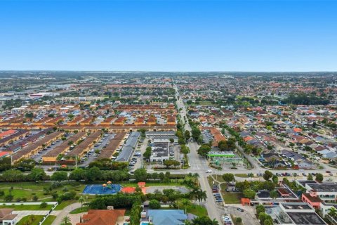 Купить коммерческую недвижимость в Хайалиа, Флорида № 2152881 - фото 20
