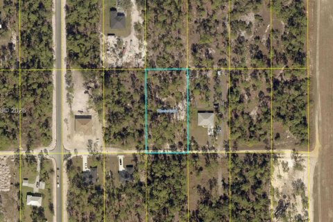 Terreno en venta en LaBelle, Florida № 2080592 - foto 7