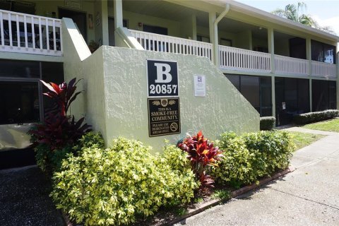 Condo in Lutz, Florida, 1 bedroom  № 2108031