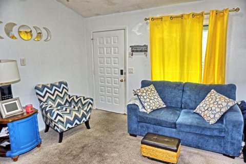 Condo in Lutz, Florida, 1 bedroom  № 2108031 - photo 9