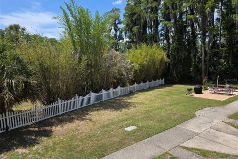 Condo in Lutz, Florida, 1 bedroom  № 2108031 - photo 25