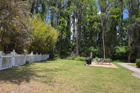 Condo in Lutz, Florida, 1 bedroom  № 2108031 - photo 24
