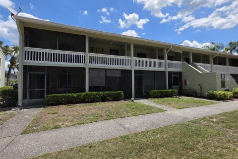 Condo in Lutz, Florida, 1 bedroom  № 2108031 - photo 2