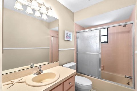 Villa ou maison à vendre à Venice, Floride: 2 chambres, 156.08 m2 № 2404910 - photo 23