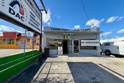 Immobilier commercial à vendre à Hialeah, Floride № 2089267 - photo 7