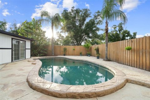 Villa ou maison à vendre à Tampa, Floride: 4 chambres, 171.22 m2 № 2422725 - photo 21