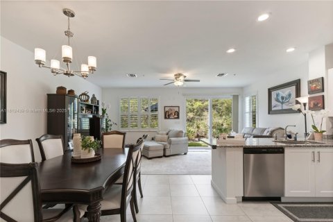 Condo in Hobe Sound, Florida, 4 bedrooms  № 1760982 - photo 5