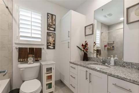 Condo in Hobe Sound, Florida, 4 bedrooms  № 1760982 - photo 22