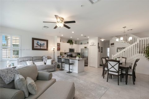 Condo in Hobe Sound, Florida, 4 bedrooms  № 1760982 - photo 8