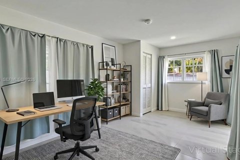 Villa ou maison à vendre à Hollywood, Floride: 3 chambres, 161.28 m2 № 2010848 - photo 19