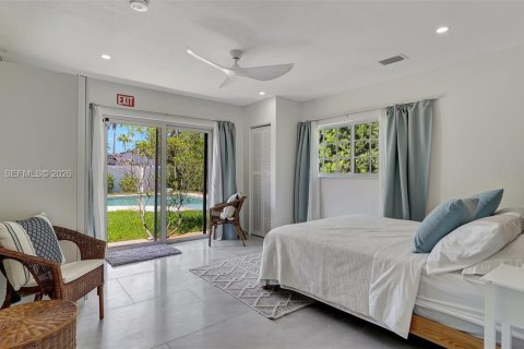 Villa ou maison à vendre à Hollywood, Floride: 3 chambres, 161.28 m2 № 2010848 - photo 25