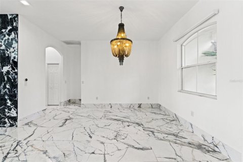 Casa en venta en Lutz, Florida, 3 dormitorios, 210.7 m2 № 1771574 - foto 9