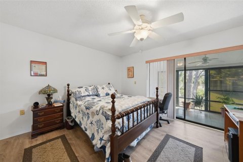 Condo in Englewood, Florida, 2 bedrooms  № 2094835 - photo 11