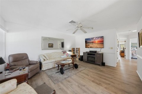 Condo in Englewood, Florida, 2 bedrooms  № 2094835 - photo 2