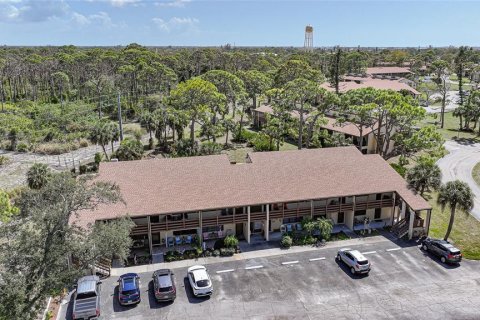 Condo in Englewood, Florida, 2 bedrooms  № 2094835 - photo 26