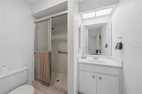 Condo in Englewood, Florida, 2 bedrooms  № 2094835 - photo 14