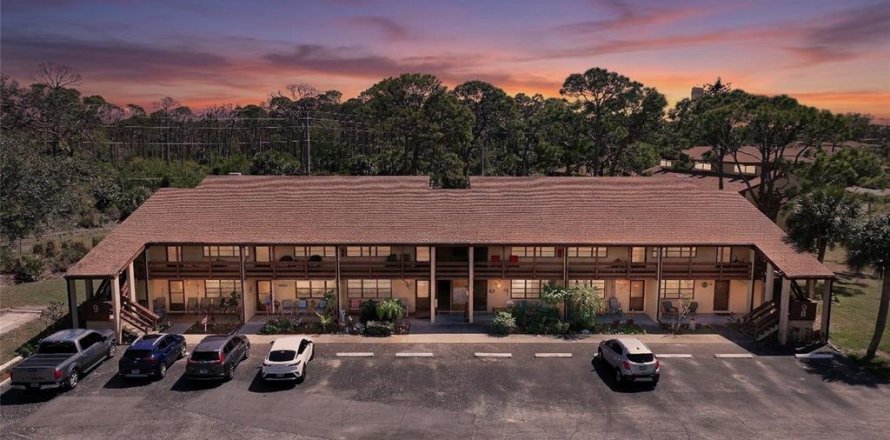 Condo in Englewood, Florida, 2 bedrooms  № 2094835