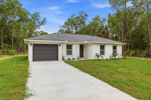 Villa ou maison à Crystal River, Floride 3 chambres, 100.15 m2 № 2091741