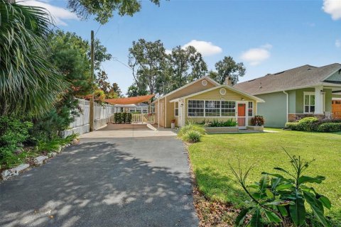 House in Mount Dora, Florida 4 bedrooms, 156.08 sq.m. № 2197999 - photo 10
